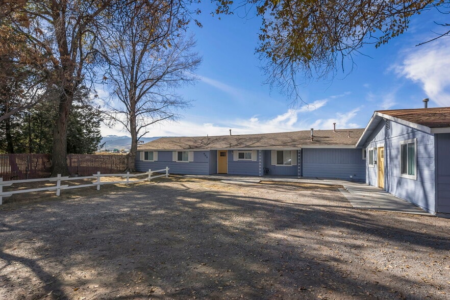 905 Mauldin Ln, Reno, NV for sale - Building Photo - Image 2 of 32