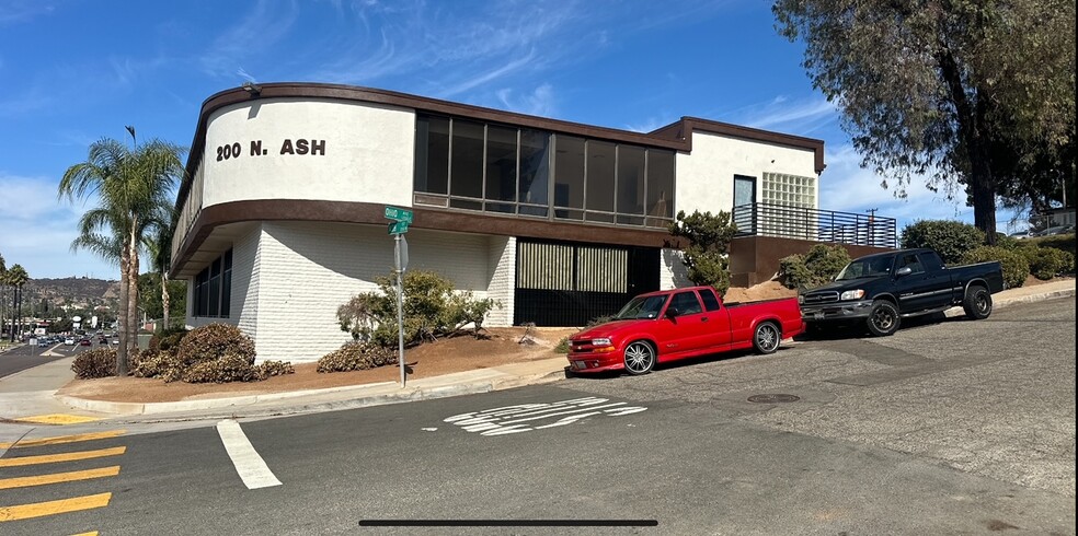 200 N Ash St, Escondido, CA for lease - Building Photo - Image 2 of 13