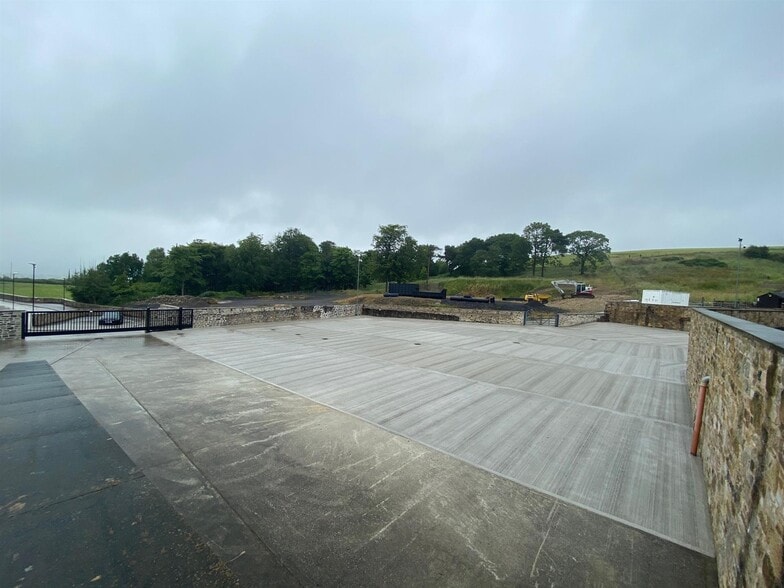 Whalley Rd, Wilpshire for lease - Building Photo - Image 3 of 6