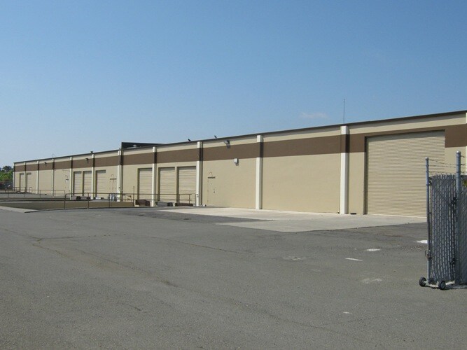 1891 Woolner Ave, Fairfield, CA for lease - Building Photo - Image 2 of 4