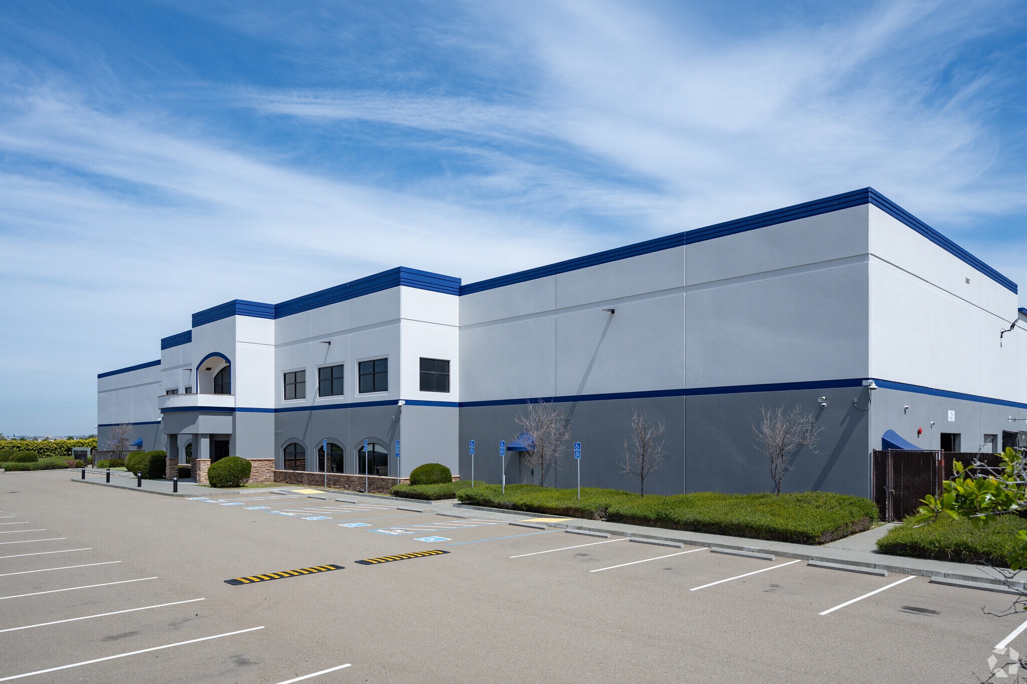 8380 Pardee Dr, Oakland, CA for sale Primary Photo- Image 1 of 1