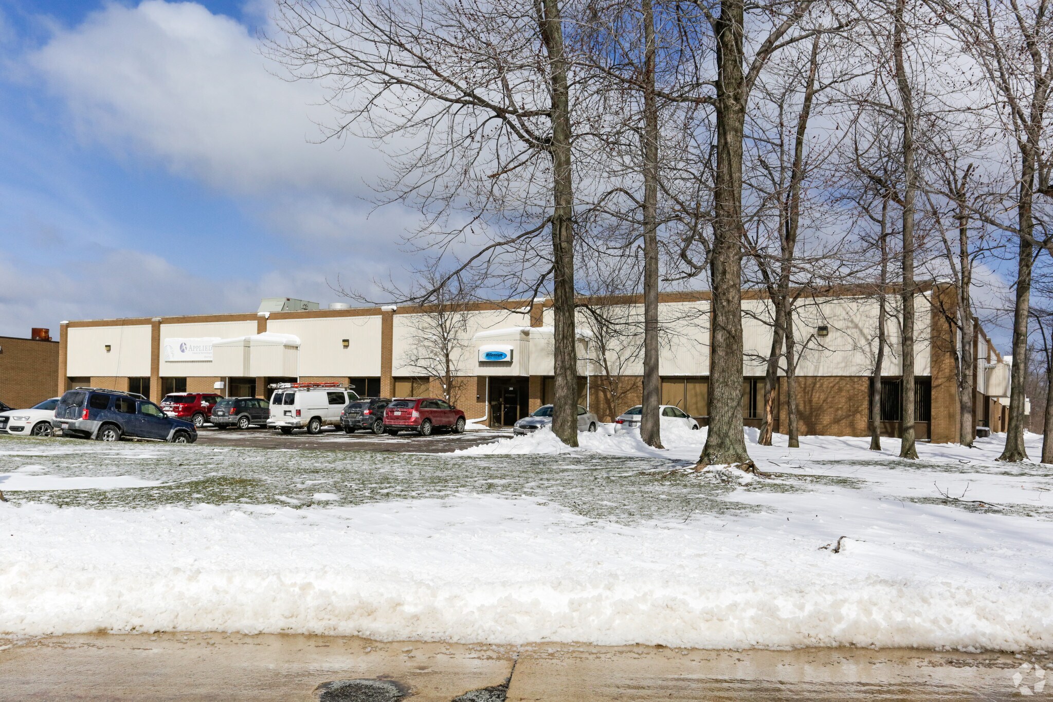 34525 Melinz Pky, Eastlake 44095 3452534675