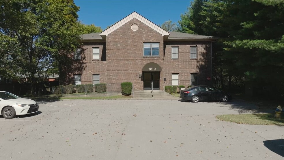 3010 Taylor Springs Dr, Louisville, KY for lease - Commercial Listing Video - Image 2 of 10