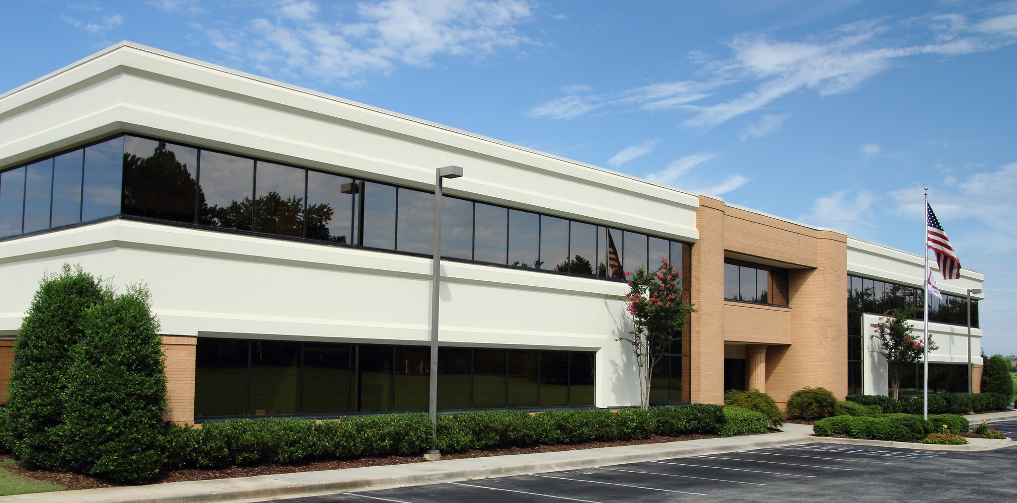 977 Explorer Blvd, Huntsville, AL for lease Building Photo- Image 1 of 10