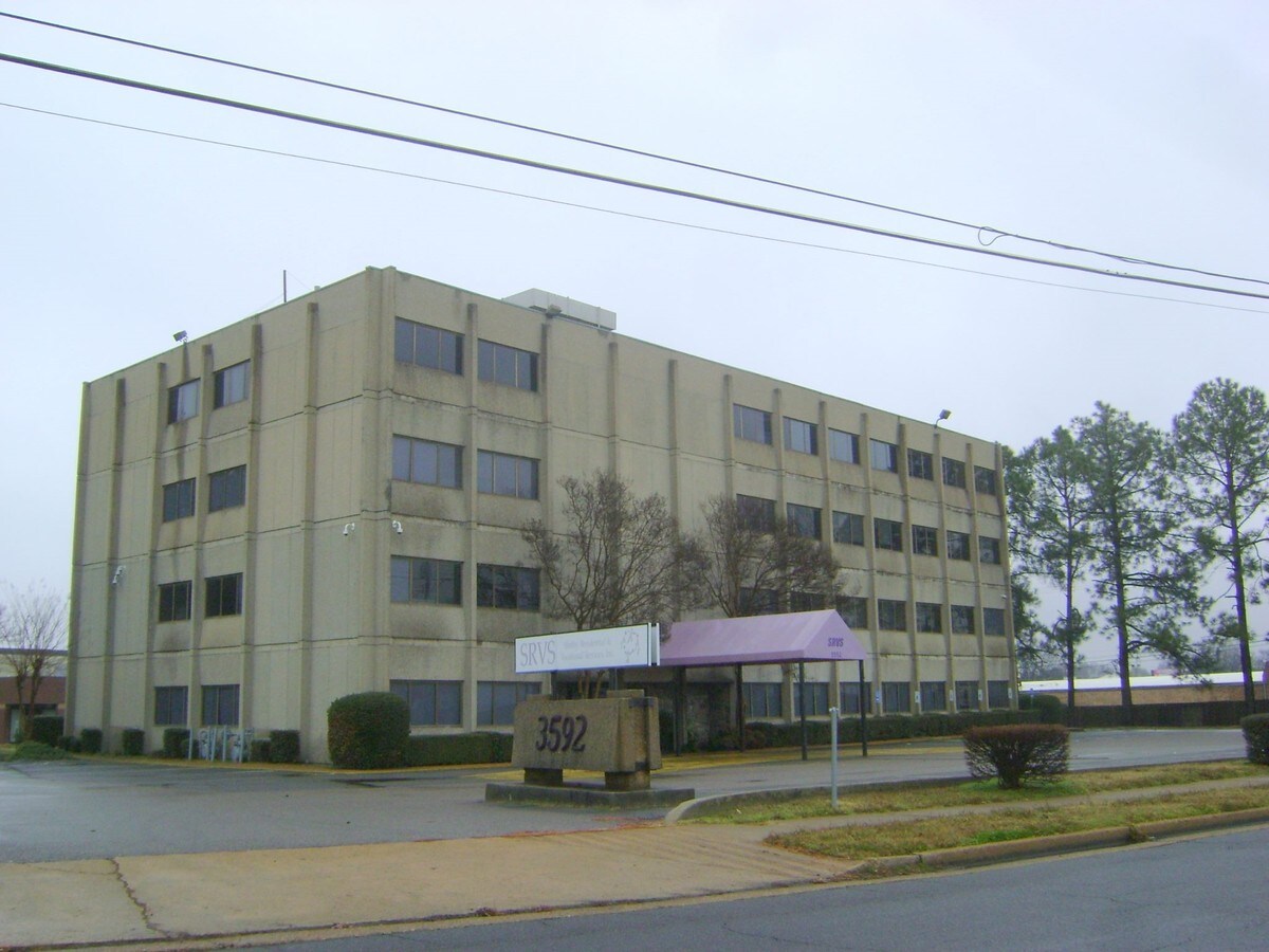 3592 Knight Arnold Rd, Memphis, TN 38118