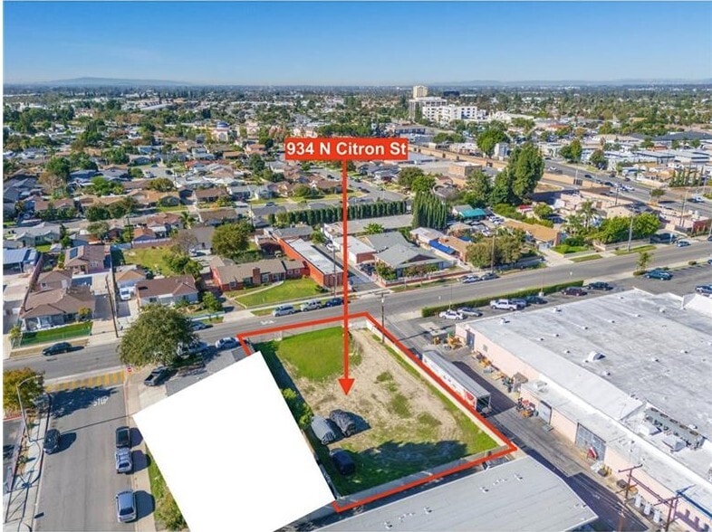 934 N Citron St, Anaheim, CA for sale - Building Photo - Image 3 of 14