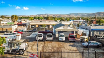 4870 Columbia Way, Lancaster CA - Automotive Property