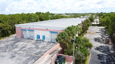 1830 Park Ln S, Jupiter, FL for lease Building Photo- Image 2 of 5