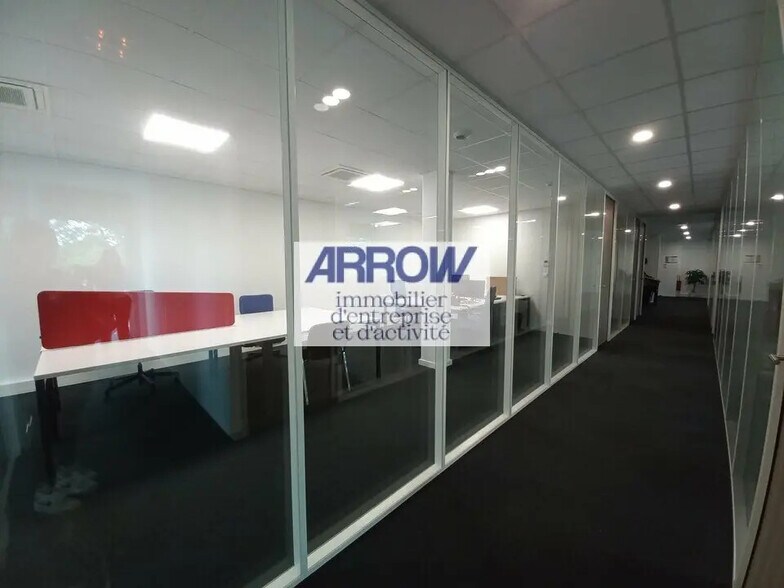 Office in Nantes for lease - Interior Photo - Image 3 of 5