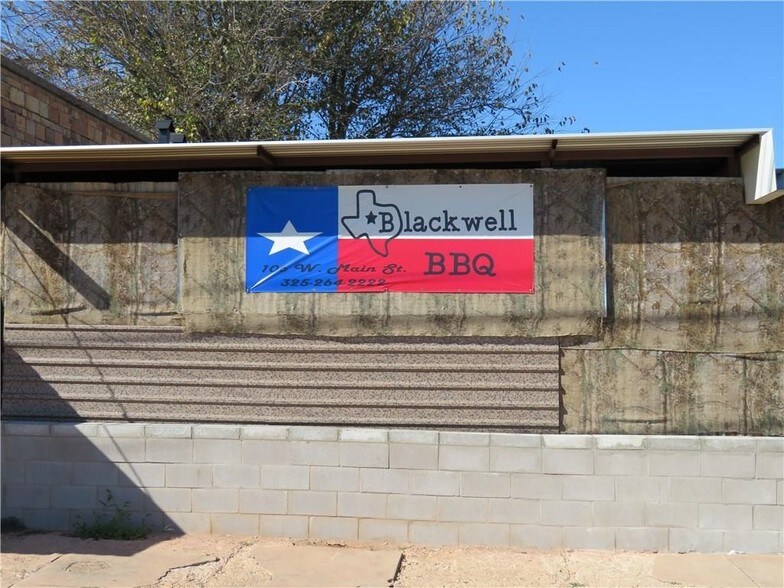 110 W Main St, Blackwell, TX 79506
