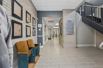 318 E Main St, Humble, TX for lease Building Photo- Image 1 of 7