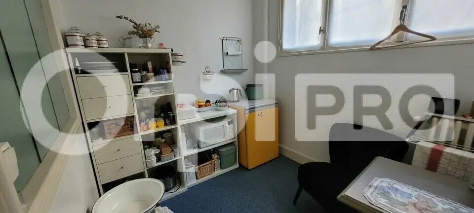 Office in Limoges for lease - Interior Photo - Image 3 of 5