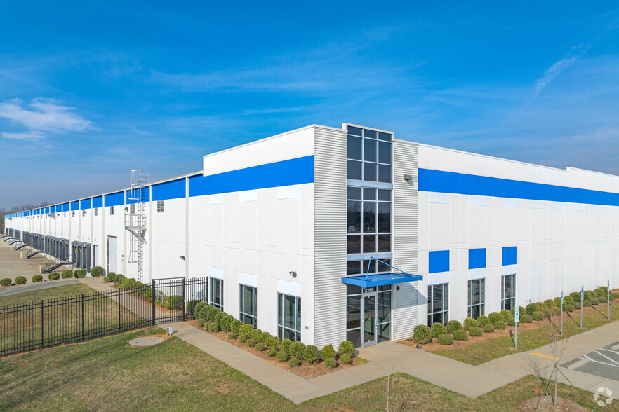 2350 Park Center Drive, Mebane, NC for lease - Primary Photo - Image 1 of 20