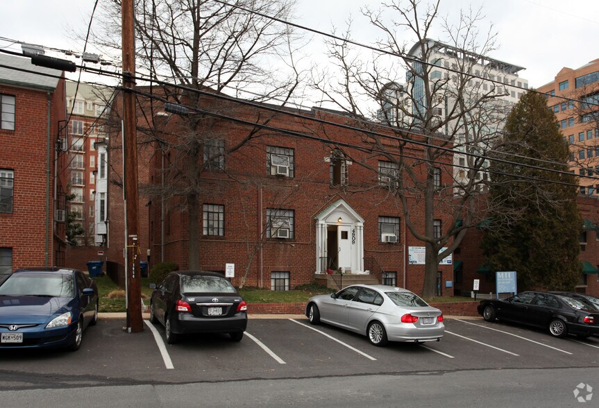 49094911 Hampden Ln, Bethesda, MD 20814