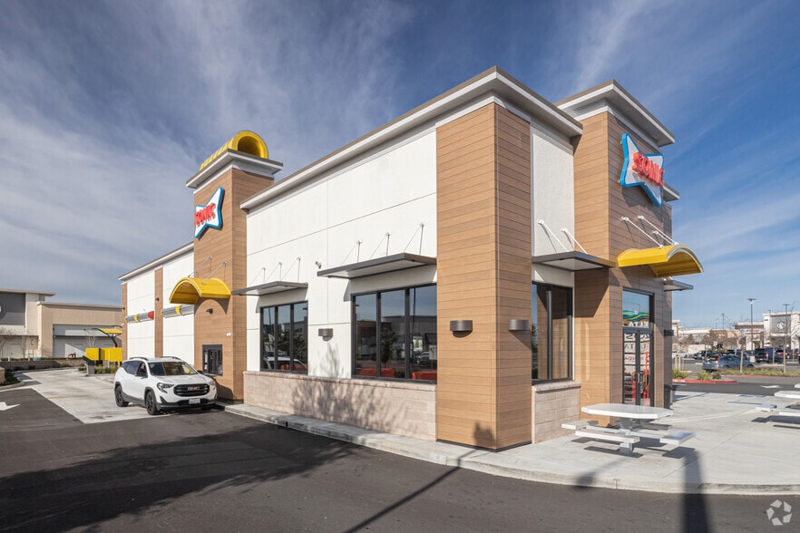 Interstate 5 & Beach Lake Rd, Sacramento, CA for lease - Building Photo - Image 2 of 20