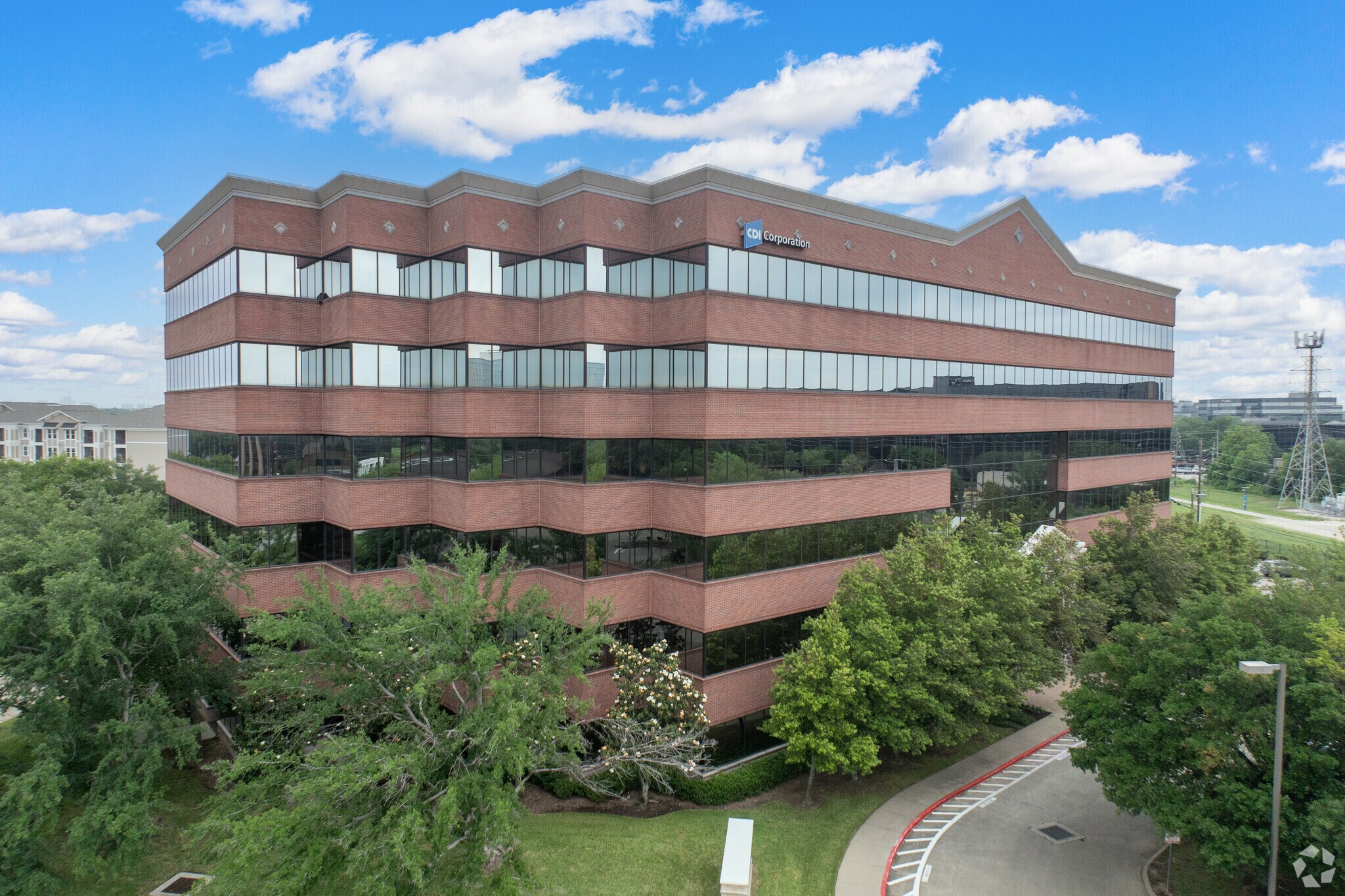 11200 Richmond Ave, Houston, TX for lease Primary Photo- Image 1 of 6