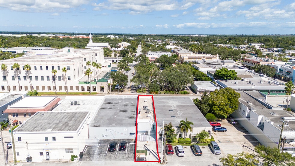 1453 20th St, Vero Beach, FL for lease - Building Photo - Image 3 of 29