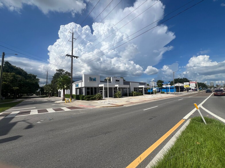 3143 W Kennedy Blvd, Tampa, FL for sale - Building Photo - Image 2 of 9