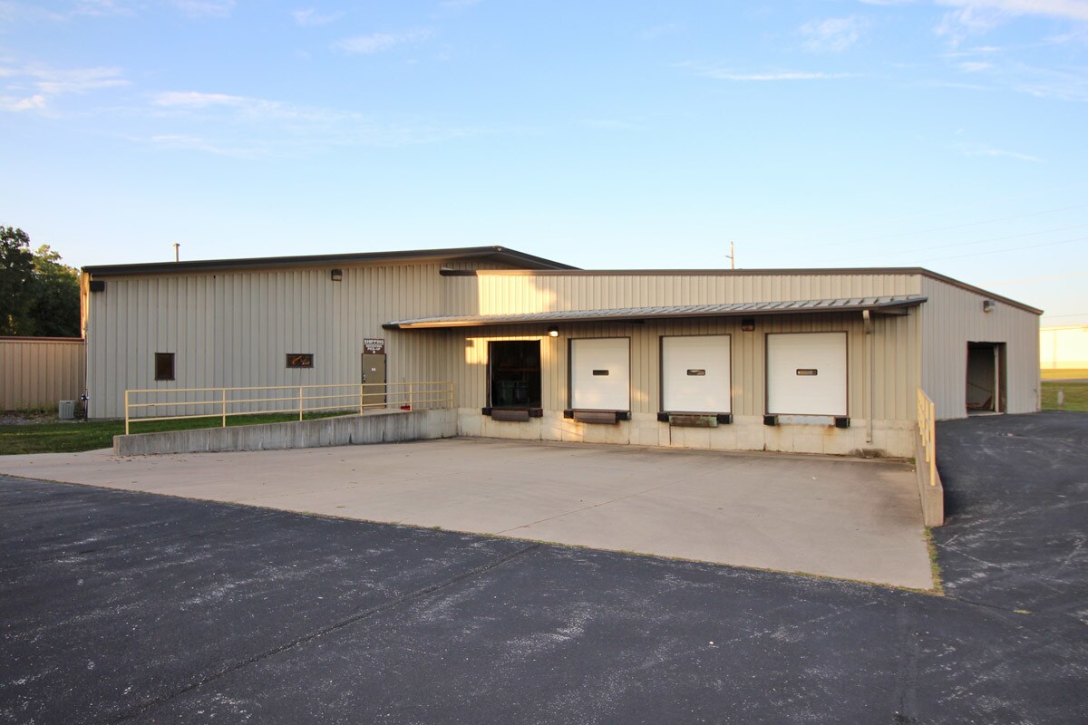 7101 Lincoln Pky, Fort Wayne, IN for sale Building Photo- Image 1 of 1