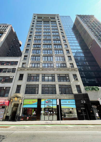 29 W 38th St, New York, NY for lease - Building Photo - Image 1 of 8