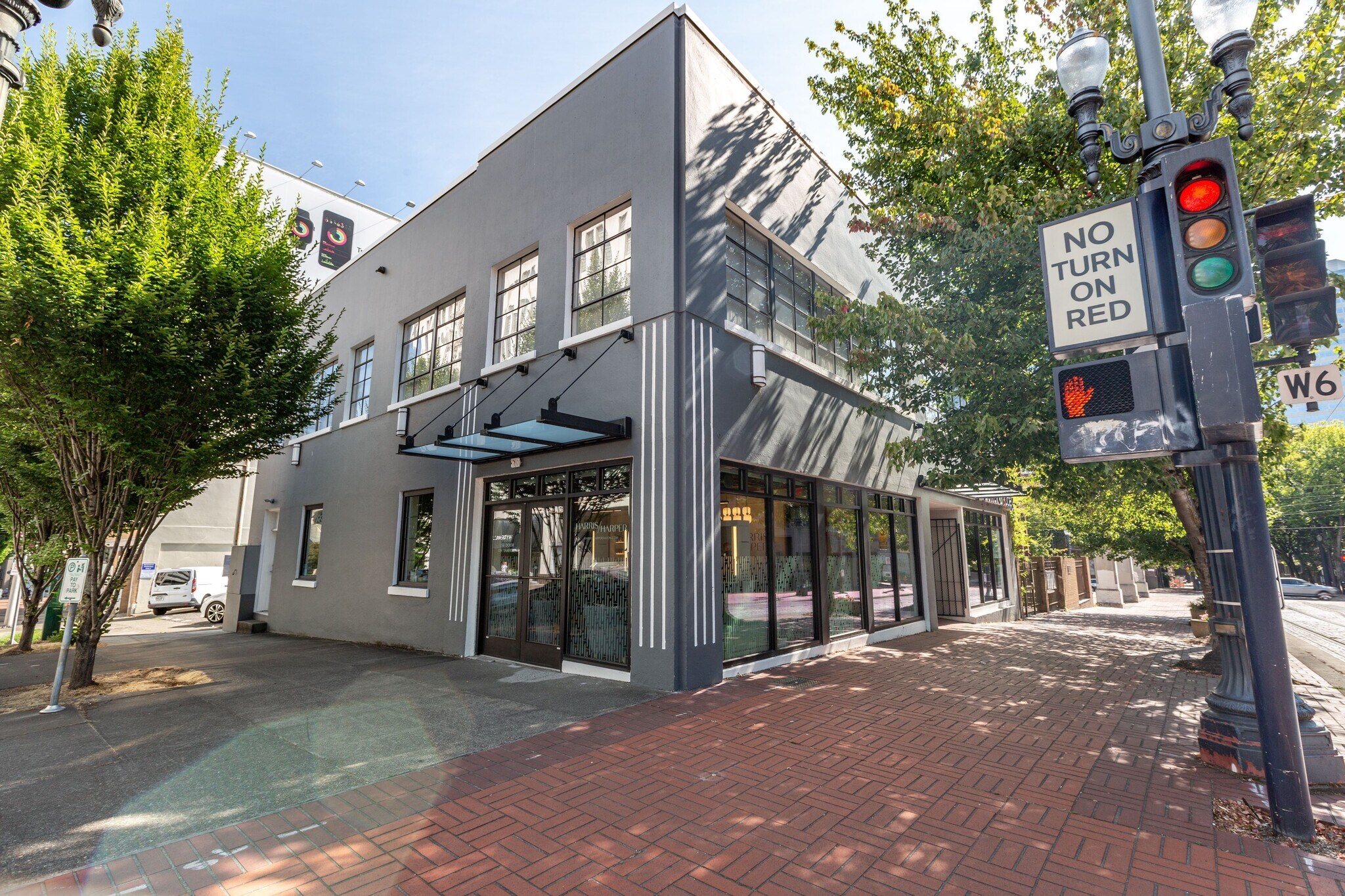 1135-1137 SW Yamhill St, Portland, OR for sale Primary Photo- Image 1 of 1