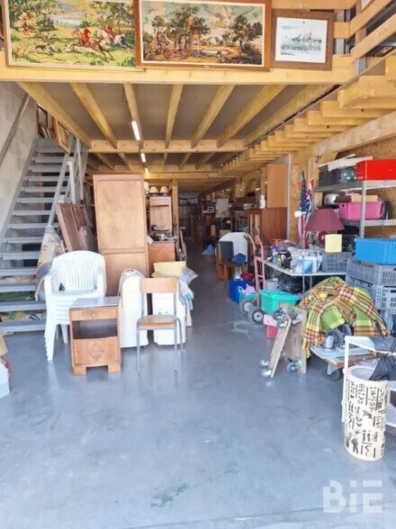 Flex in Montussan for sale - Interior Photo - Image 1 of 3