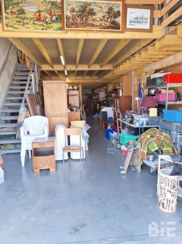 Flex in Montussan for sale Interior Photo- Image 1 of 4