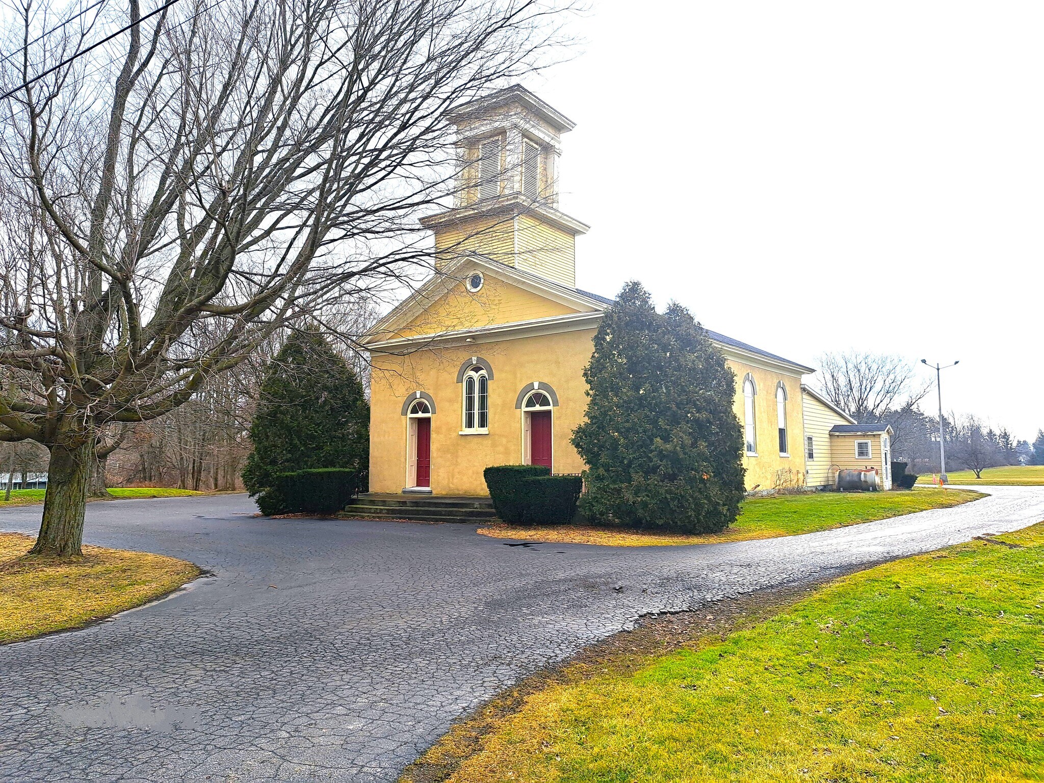 7068 N Bergen Rd, Bergen, NY for sale Primary Photo- Image 1 of 1