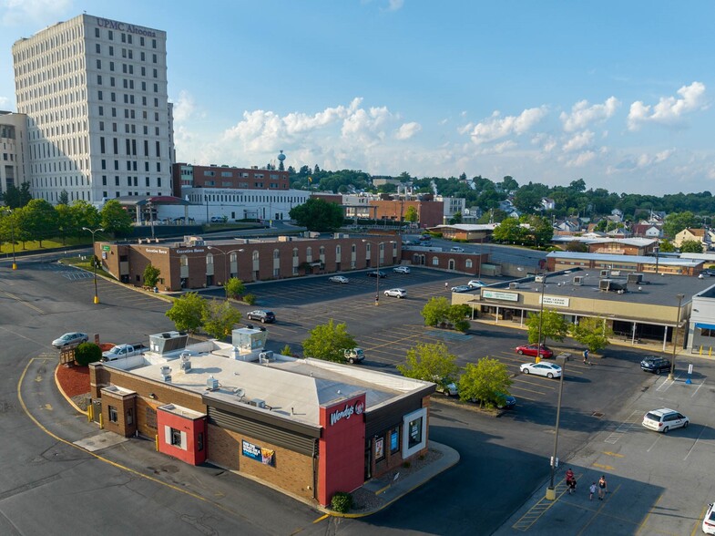 615 Howard Ave, Altoona, PA for sale - Primary Photo - Image 1 of 1