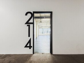 623 E 9th St, Los Angeles, CA for lease Interior Photo- Image 1 of 3