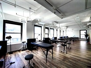 7 W 36th St, New York, NY for lease Interior Photo- Image 2 of 10