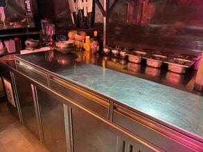 Retail in Madrid, Madrid for lease Interior Photo- Image 2 of 4