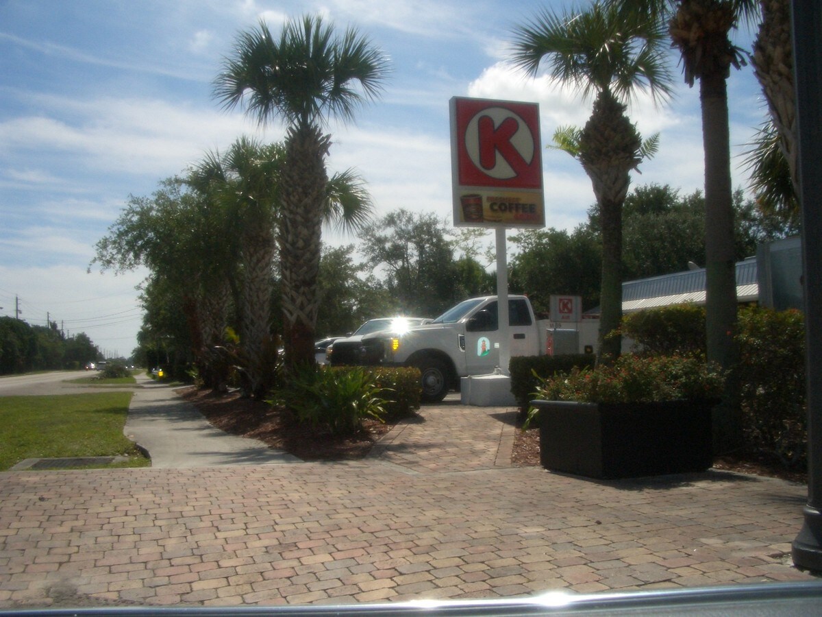 600 Center St, Jupiter, FL 33458