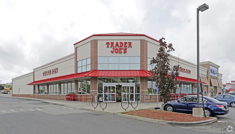 2385 Richmond Ave, Staten Island, NY for sale - Primary Photo - Image 1 of 1