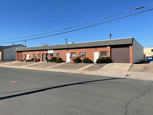 3875 Newport St, Denver, CO for lease Building Photo- Image 1 of 4