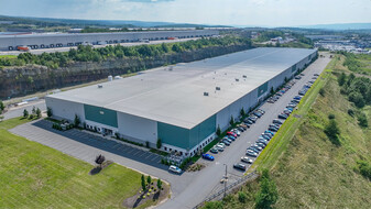 403,000 SF Fully-Outfitted Bev. Mfg. Facil. - Warehouse