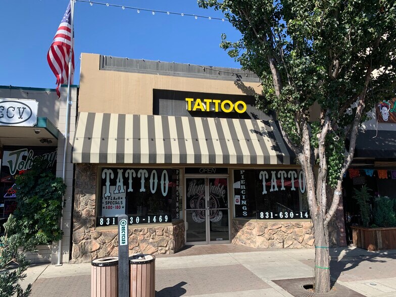 hollister location