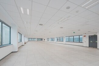 More details for Calle Gardenias, Fuenlabrada - Retail for Lease