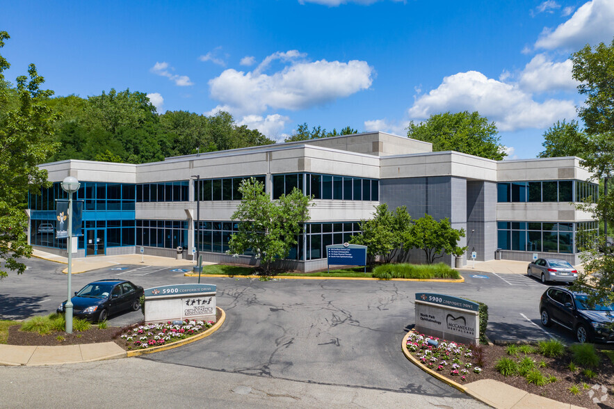 5900 Corporate Dr, Pittsburgh, PA for sale - Primary Photo - Image 1 of 1