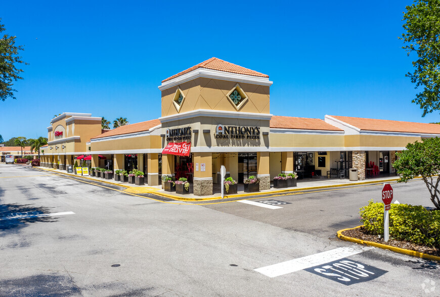 2508-2554 McMullen Booth Rd, Clearwater, FL for sale - Primary Photo - Image 1 of 1