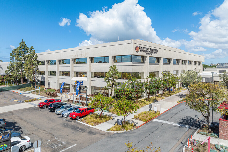 401 Mile of Cars Way, National City, CA for lease - Building Photo - Image 1 of 7