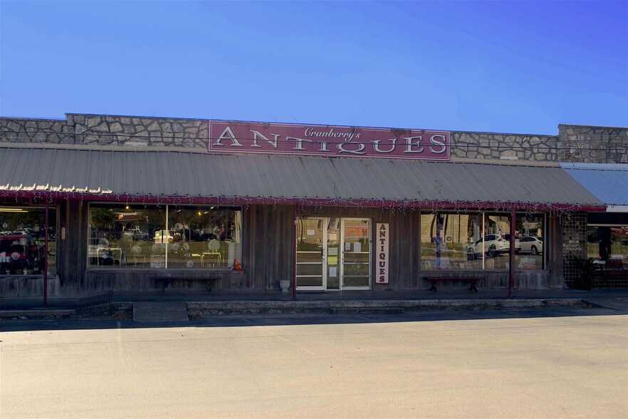 405 3rd St, Blanco, TX for sale - Primary Photo - Image 1 of 1