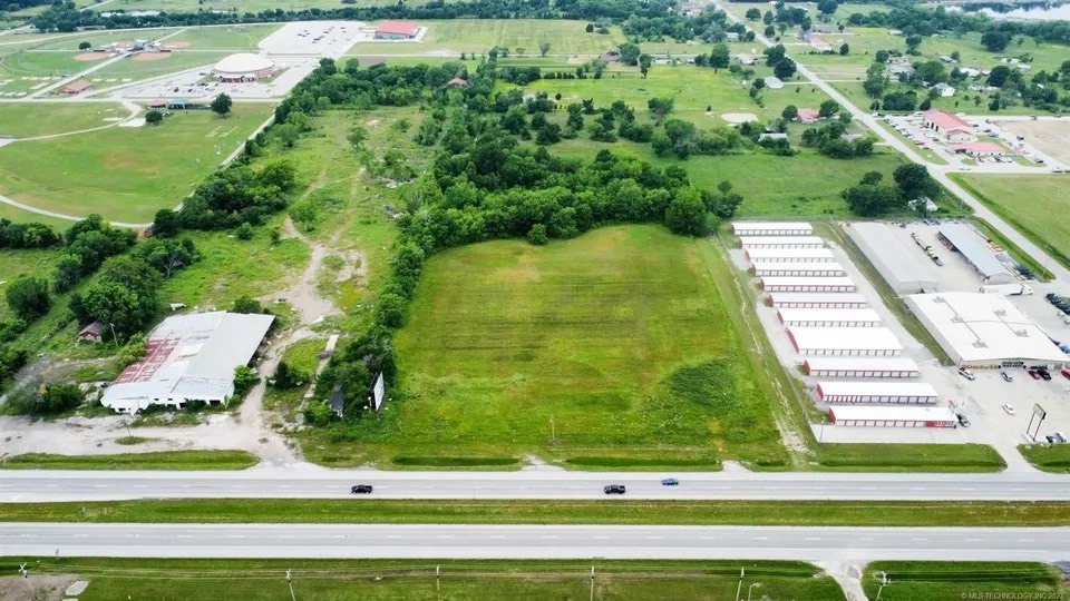 3250 N Wood Dr, Okmulgee, OK for sale Aerial- Image 1 of 8