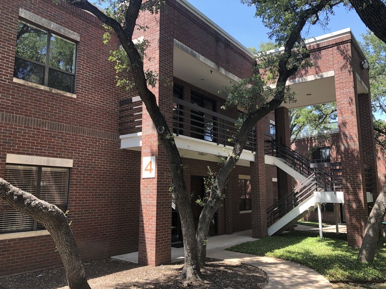 11824 Jollyville Rd, Austin, TX 78759