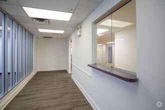 6650 Browning Rd, Pennsauken, NJ for lease Interior Photo- Image 2 of 4