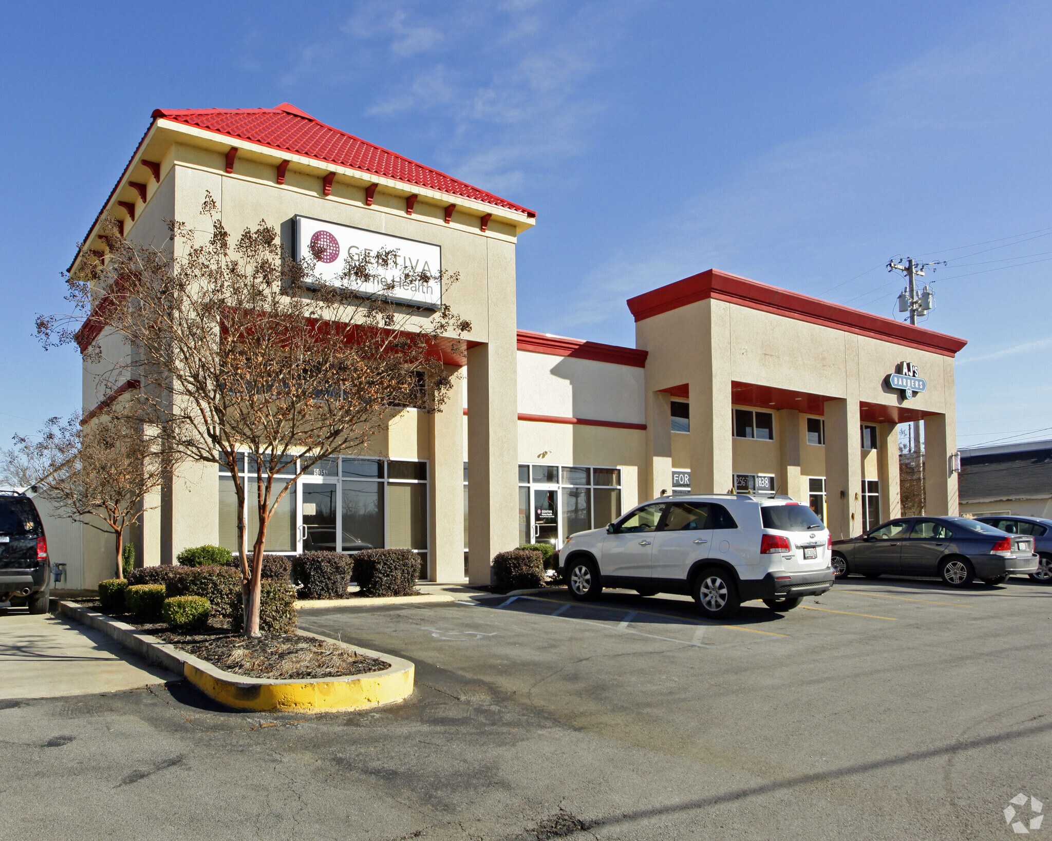 905 S Clinton St, Athens, AL for sale Primary Photo- Image 1 of 1