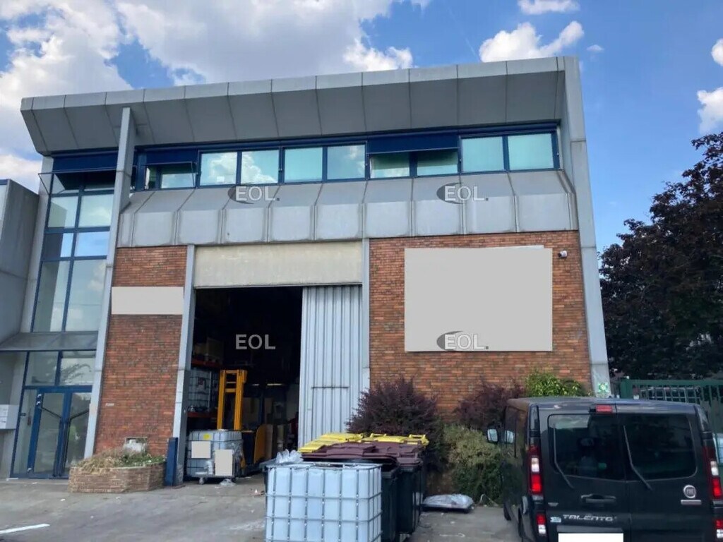 Vente Local d'activités 1 078 m² - Photo 1