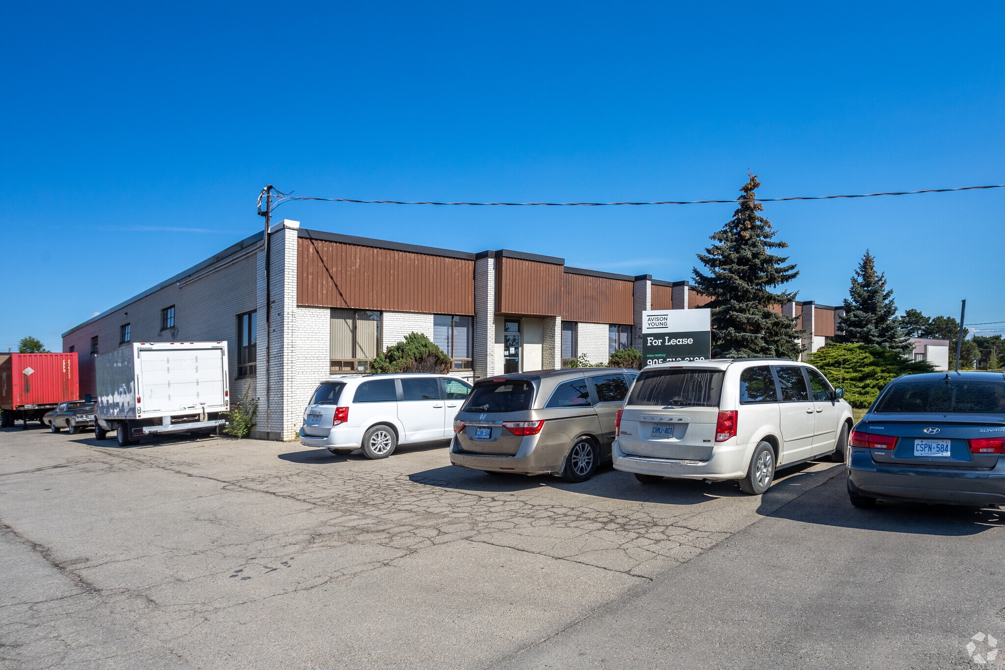 1025 Rangeview Rd, Mississauga, ON for lease Primary Photo- Image 1 of 4