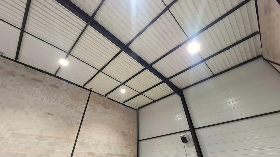 Flex in Étupes for lease - Interior Photo - Image 2 of 5