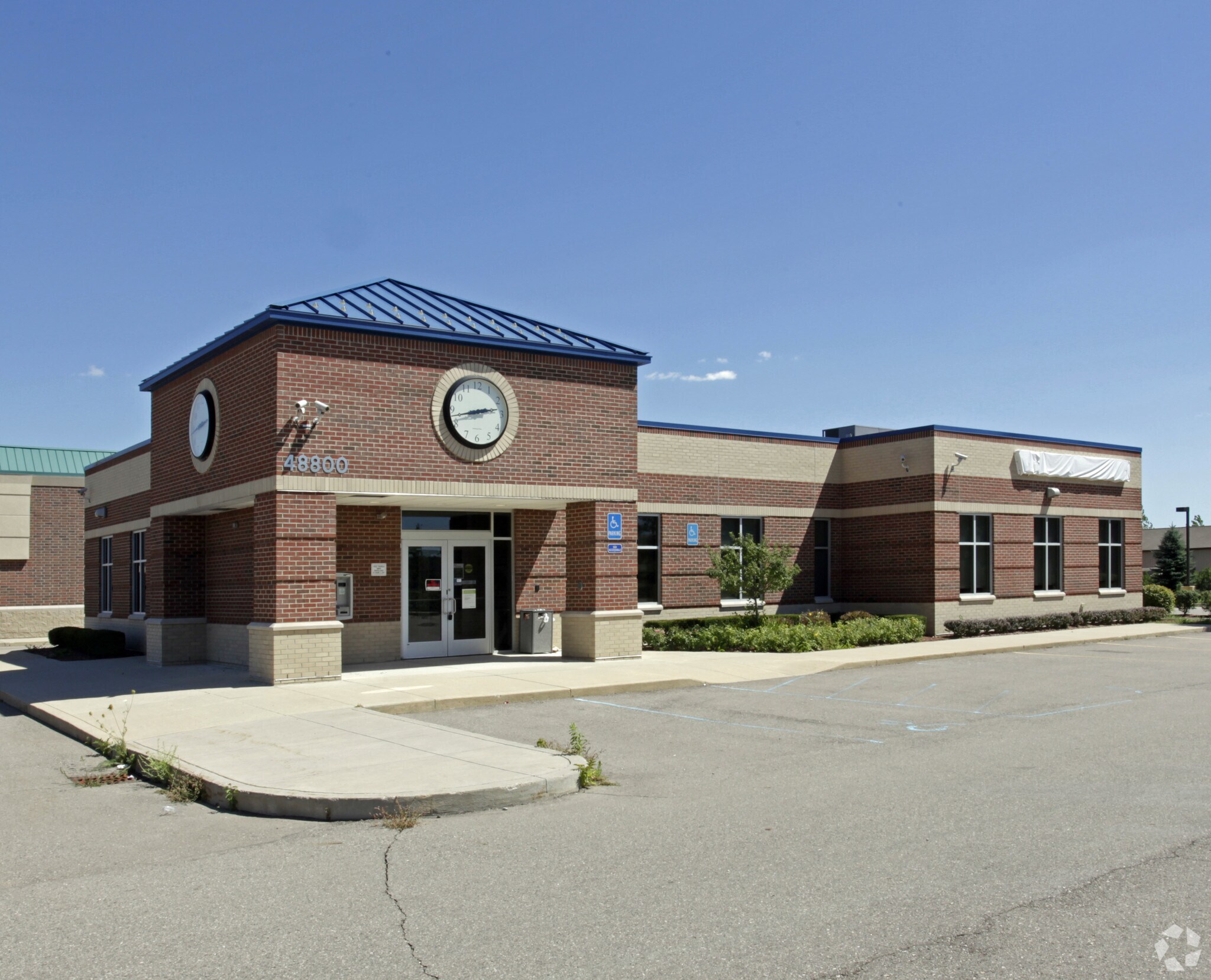 48800 Romeo Plank Rd, Macomb Township, MI for sale Primary Photo- Image 1 of 1